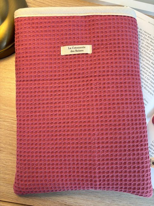 Housse Livre BROCHE - BULLET JOURNAL Elisabeth - Nid d'abeille bordeaux/ Bain de fleurs
