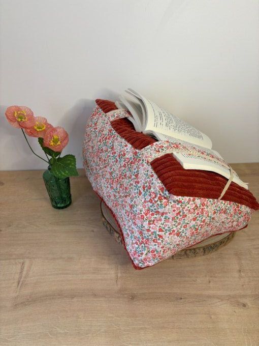 Coussin de lecture Agatha - Douceur cornaline/ Antoinette/ Dentelle 