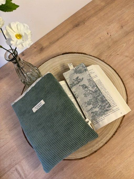 Housse Livre POCHE Hortense - Douceur sauge/ Histoire sauge 