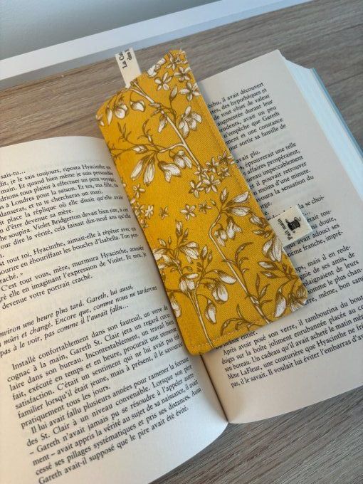 Housse Livre POCHE Hortense - Fleurs d'or 