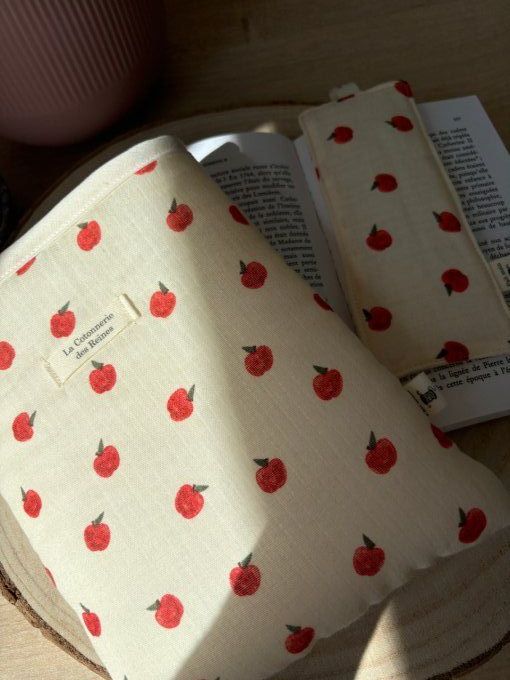 Housse Livre POCHE Hortense - Pomme d'amour